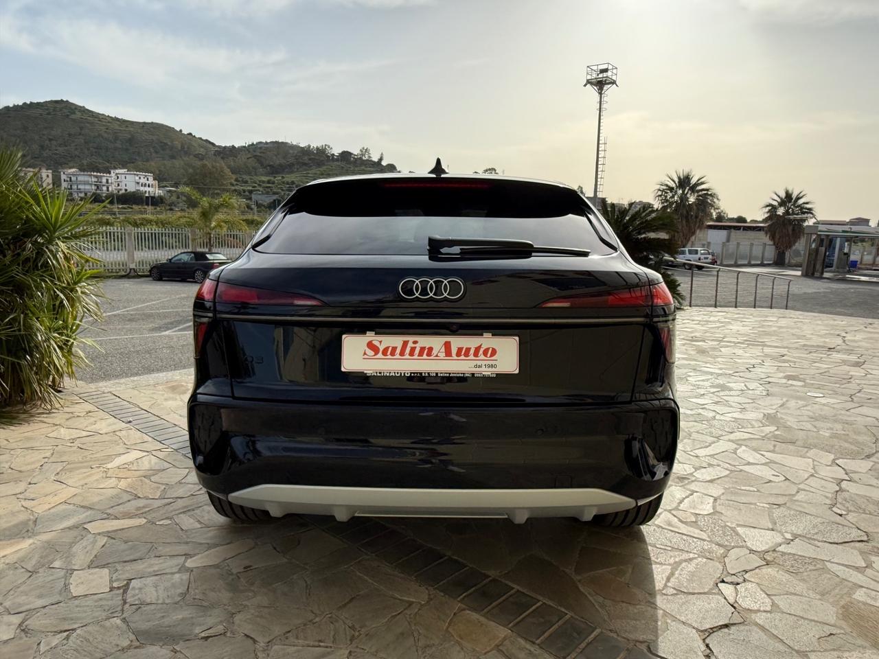 Audi Q3 SPB 35 TDI S tronic Business Plus