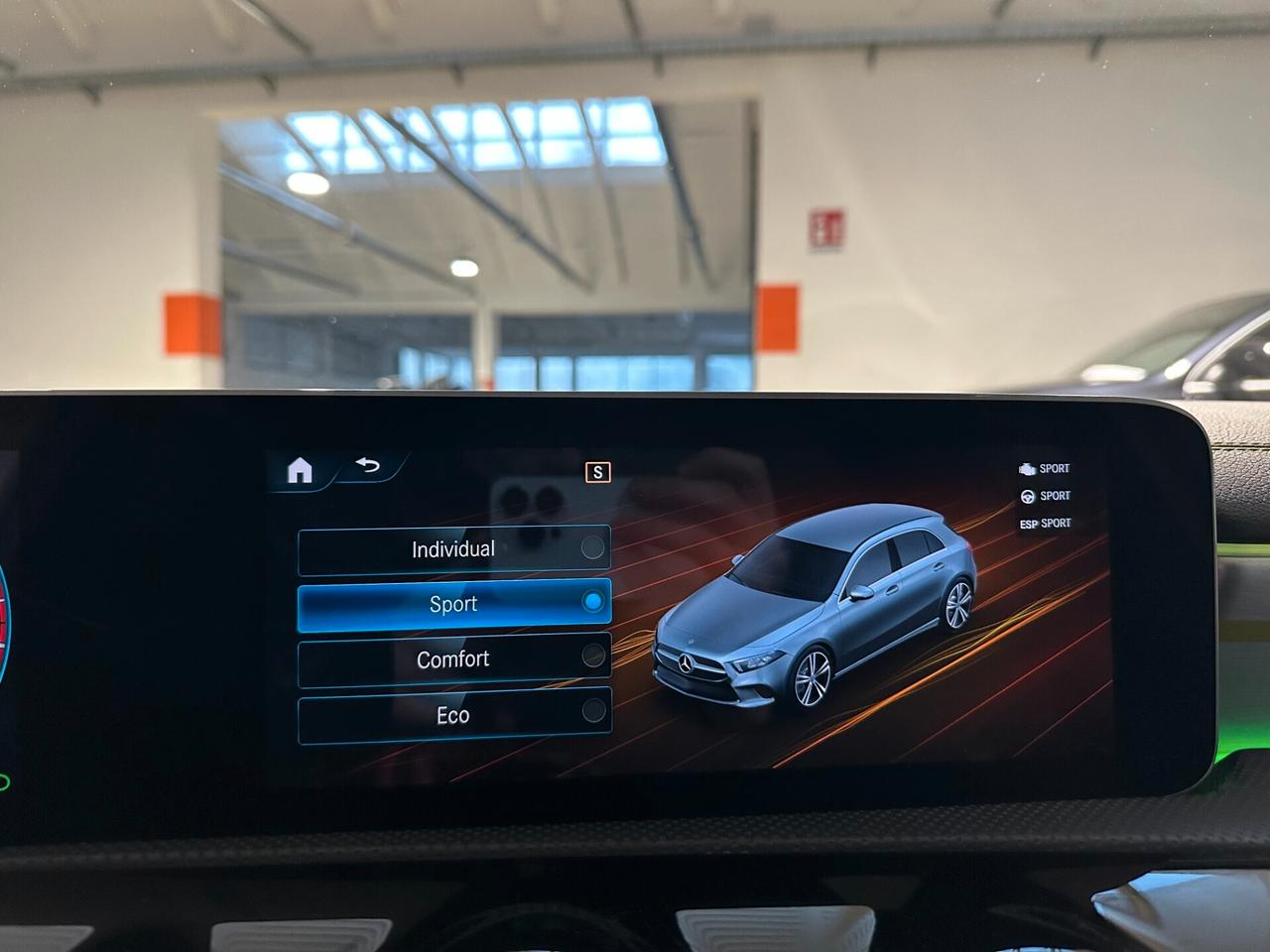 Mercedes-benz A 200 Premium