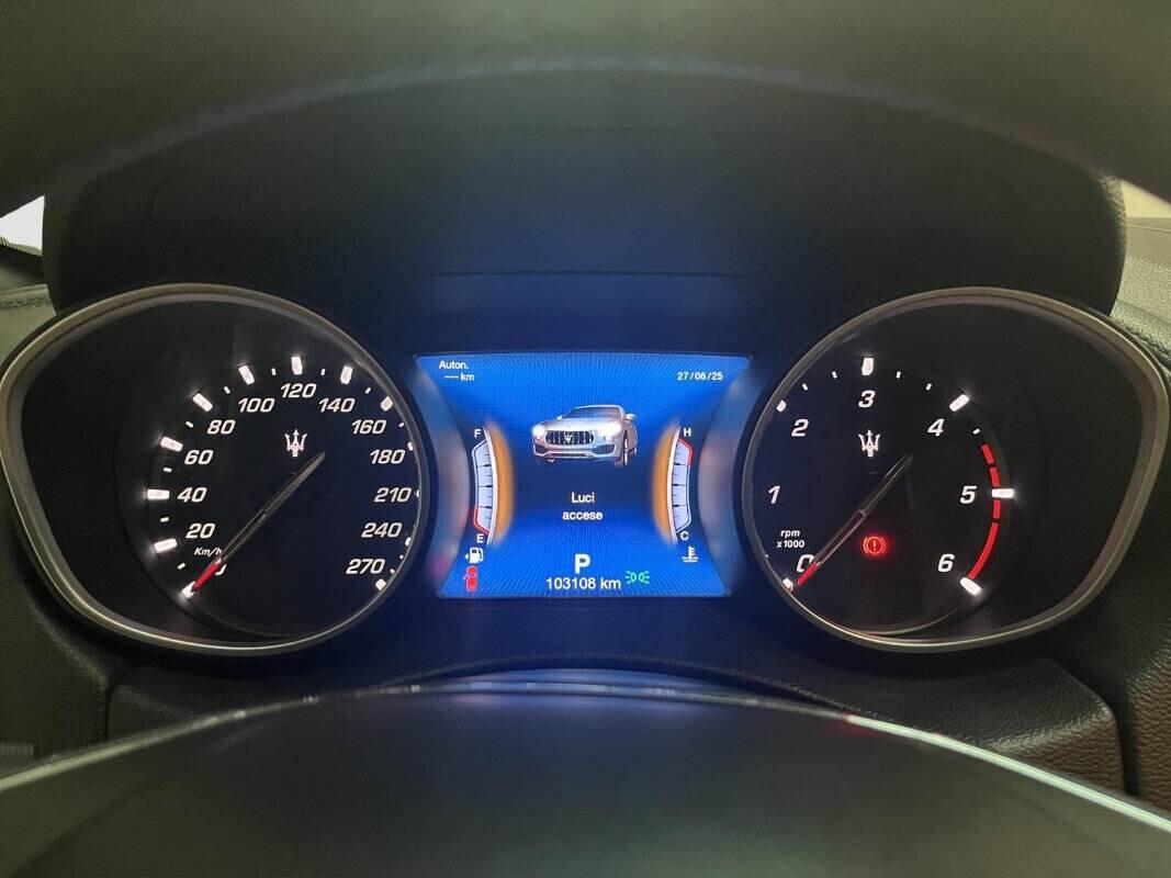 Maserati Levante 3.0 V6 250cv Gransport 2018