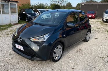 Toyota Aygo 1.0 VVT-i 69 CV 5 porte x-business