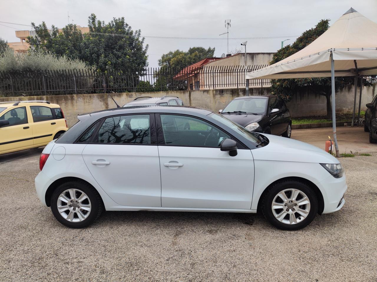 Audi A1 1.6 TDI Ambition 90 Cv del 2012