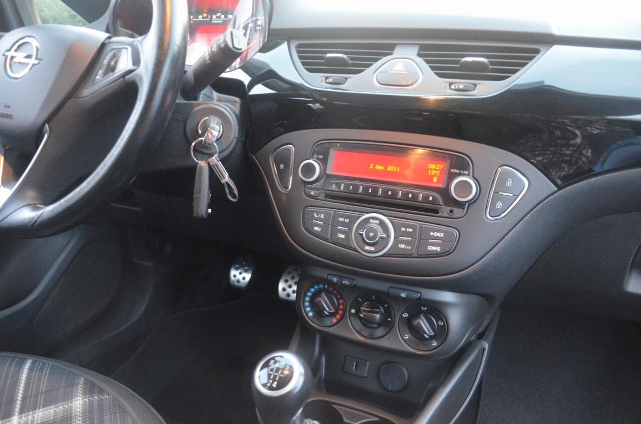 Opel Corsa 1.2 benz adatta ai neopatentati