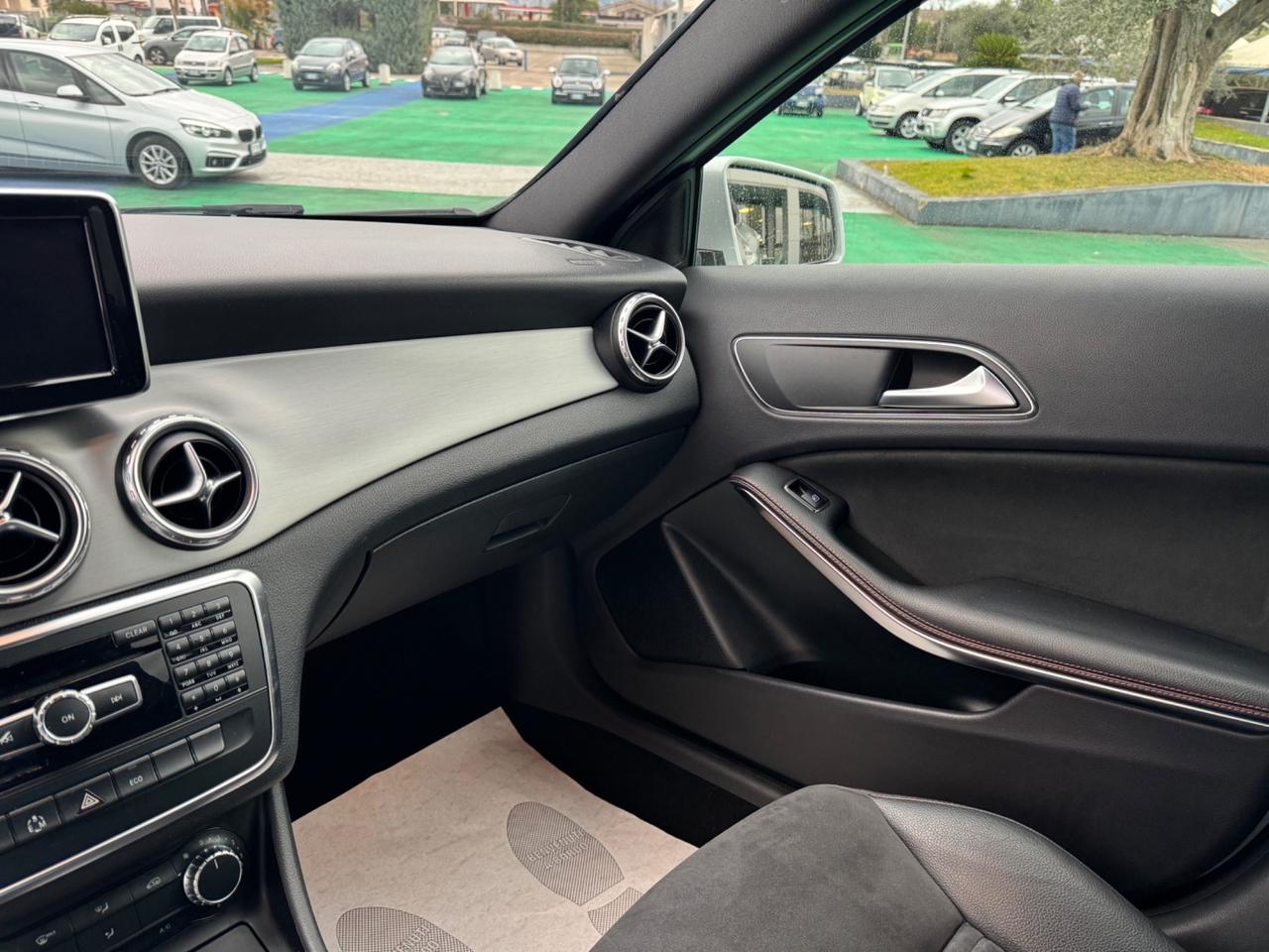 Mercedes-benz GLA 200 CDI Automatic Premium