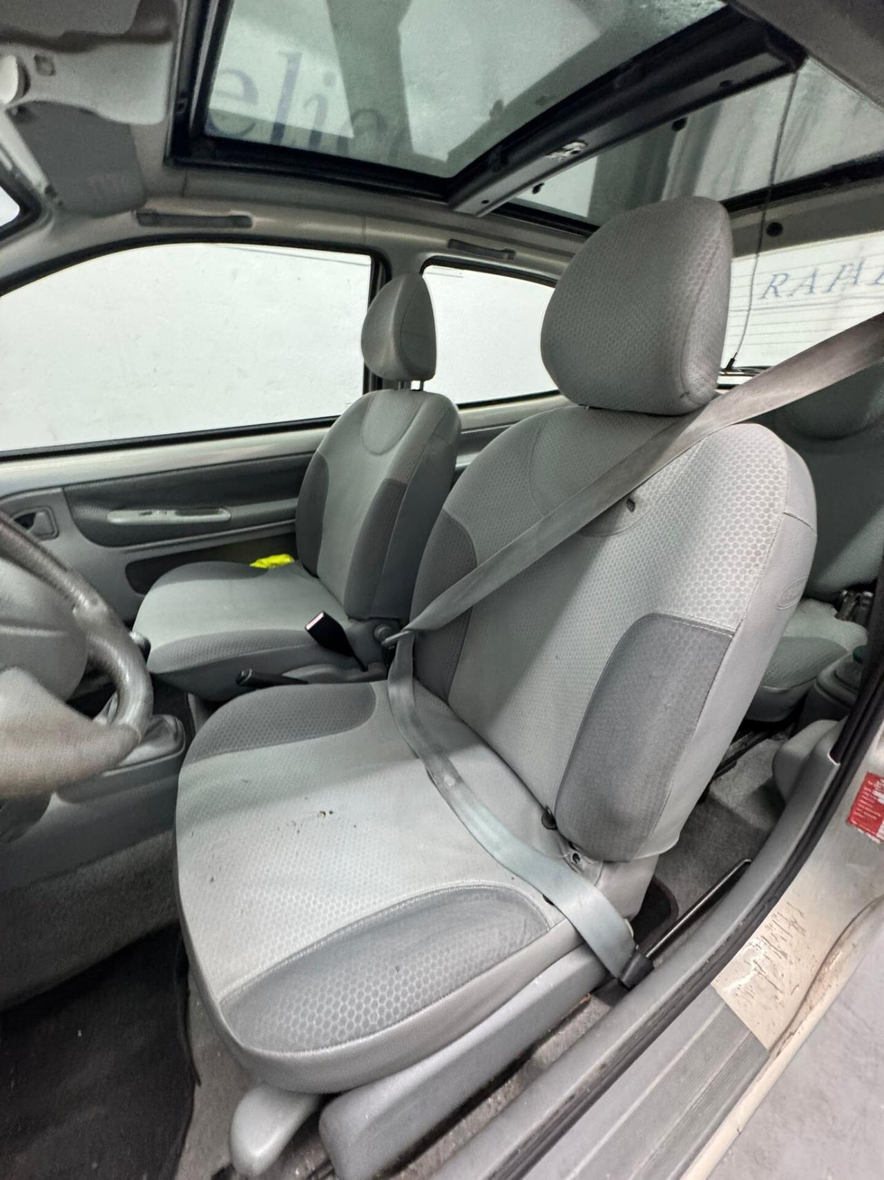 Renault Twingo 1.2i cat Kenzo