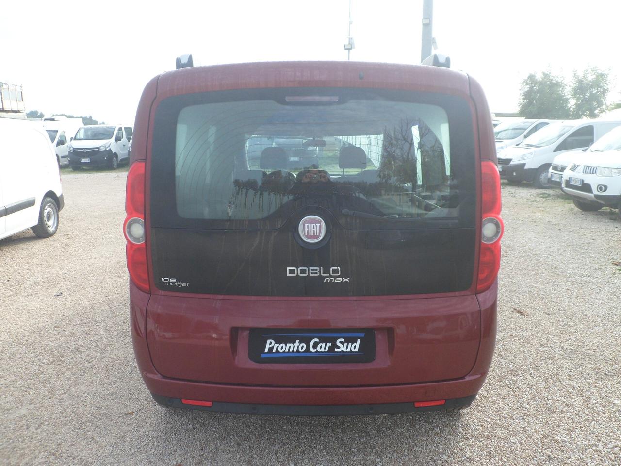 Fiat Doblo 5 posti maxi autovettura