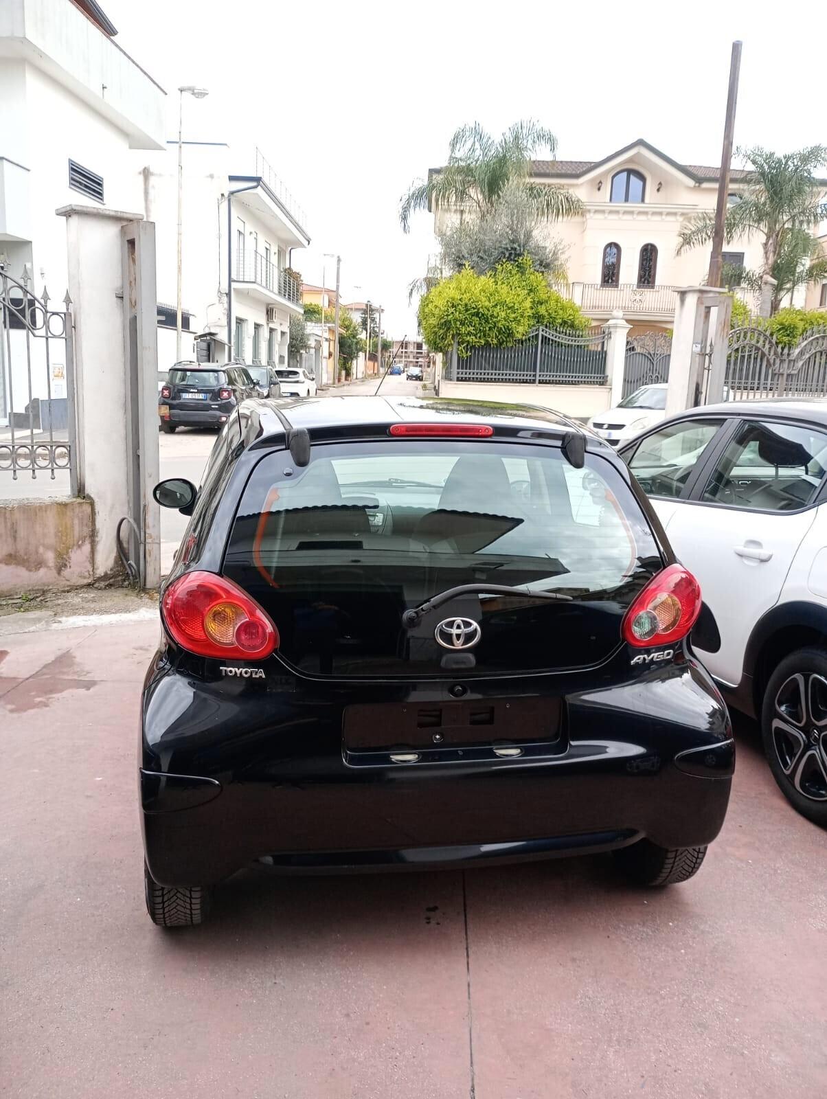 Toyota Aygo 1.0 12V VVT-i 5 porte