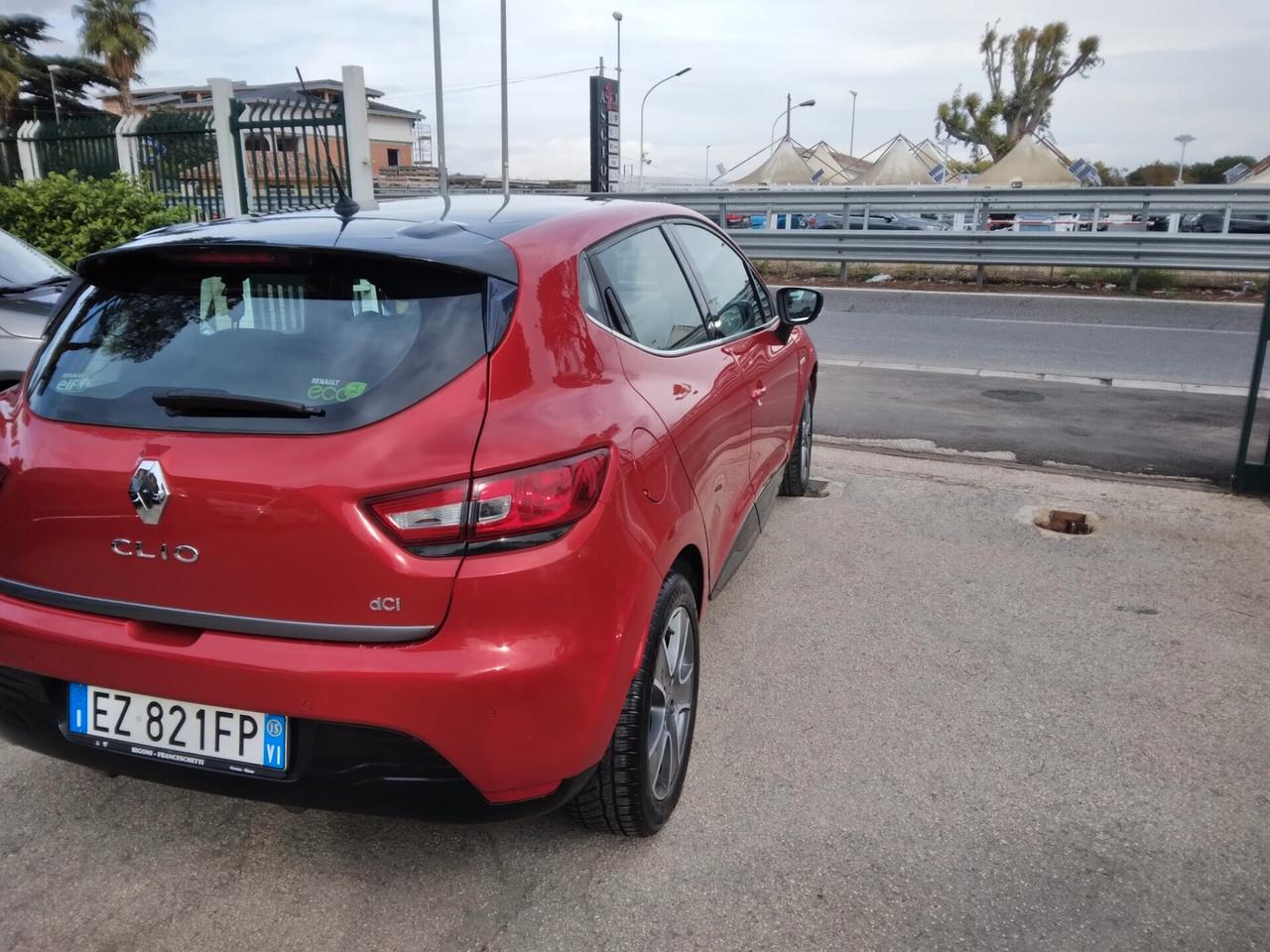 Renault Clio 1.5 dCi Costume National 2015