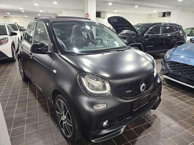 smart forFour BRABUS EXCLUSIVE JBL 0.9 BENZ 109CV TWINAMIC