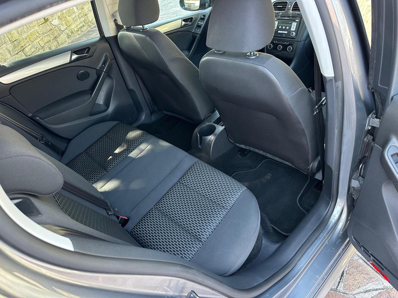 Volkswagen Golf 1.6 TDI DPF 5p. Highline