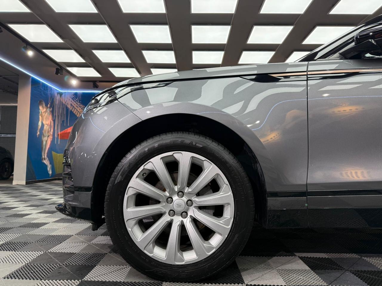 Land Rover Range Rover Velar 2.0 i4 R-Dynamic HSE (454)