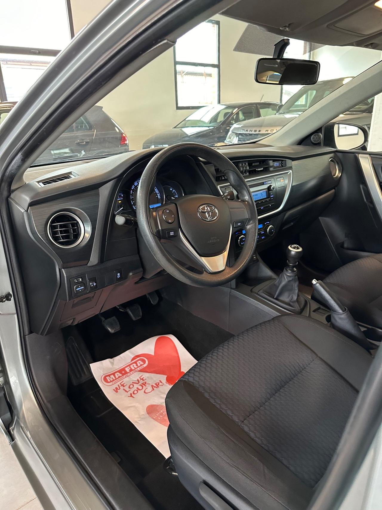 Toyota Auris Touring Sports 1.4 D-4D Active