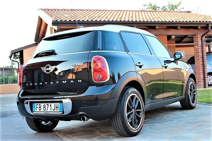 Mini Cooper S Countryman ESTETICA DA CONCORSO TETTO BIANCO CERCHI LEGA 17"