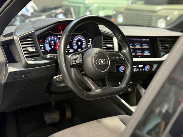 AUDI A1 SPB 35 TFSI S tronic Identity Black