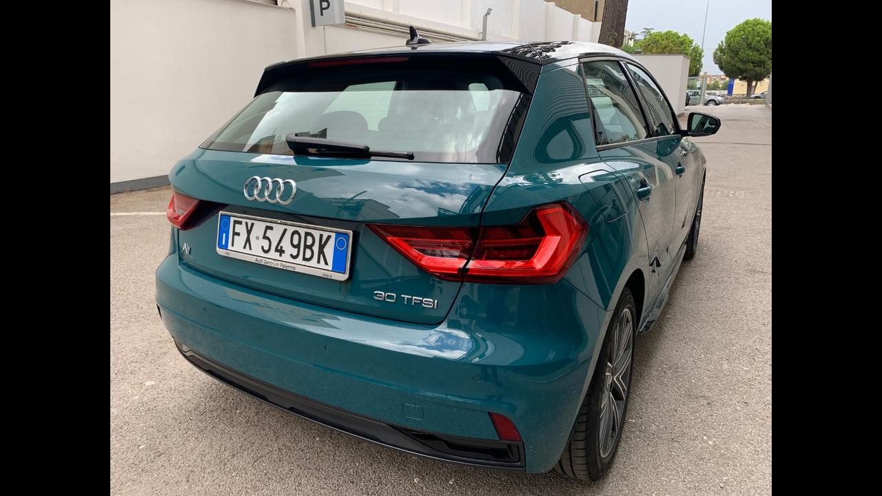 Audi A1 Sportback 1.0 L3 85/DS8DSG