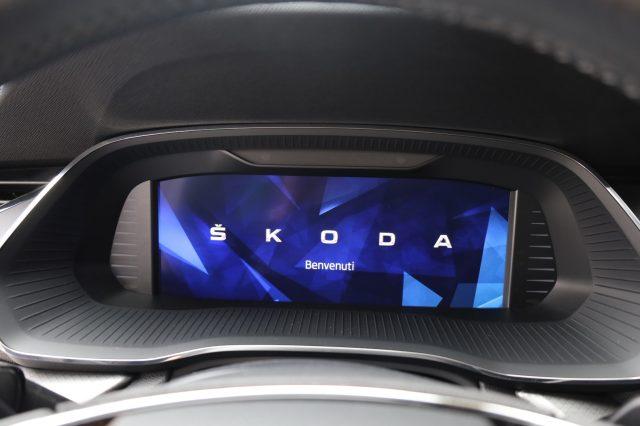 SKODA Octavia 2.0 TDI EVO SCR DSG Wagon UniPro ACC Radar LED Nav