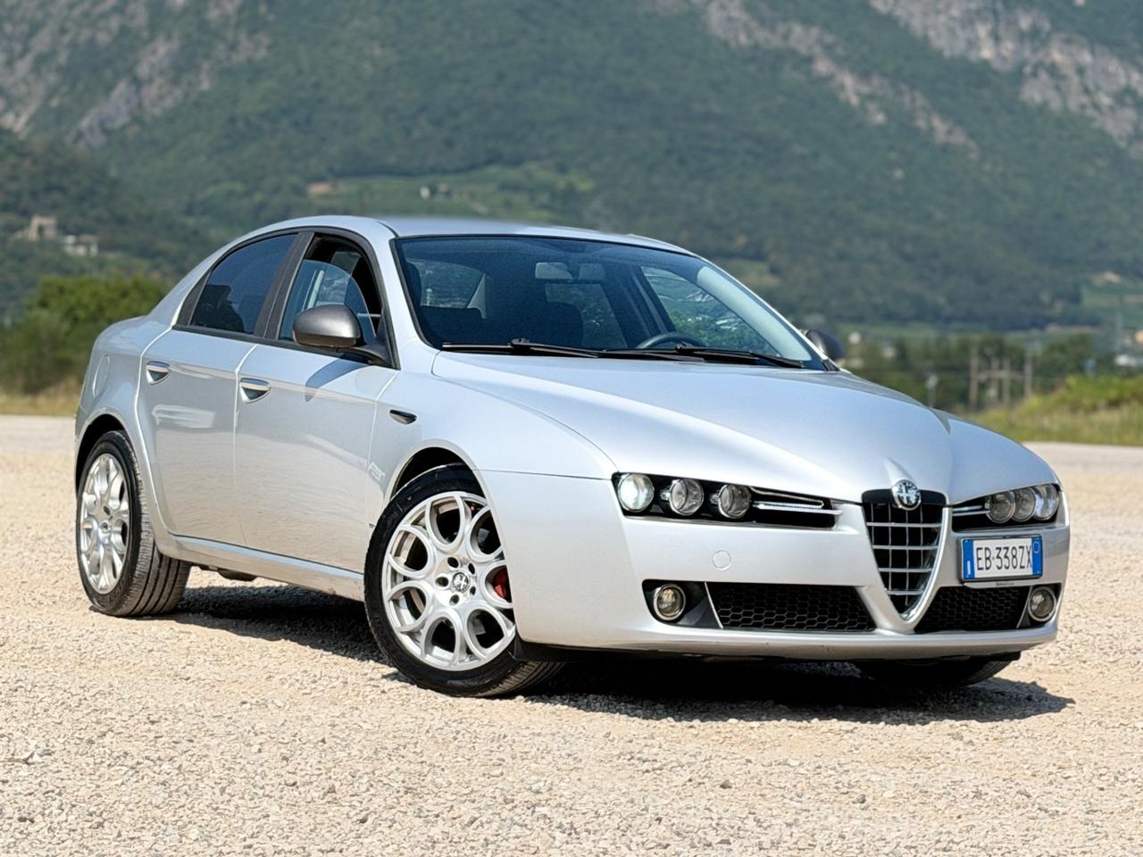 Alfa Romeo 159 1.9 JTDm 150CV GIUGIARO