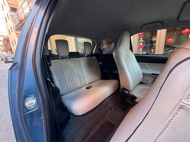 Toyota iQ 1.0 High Collection - Cambio Automatico