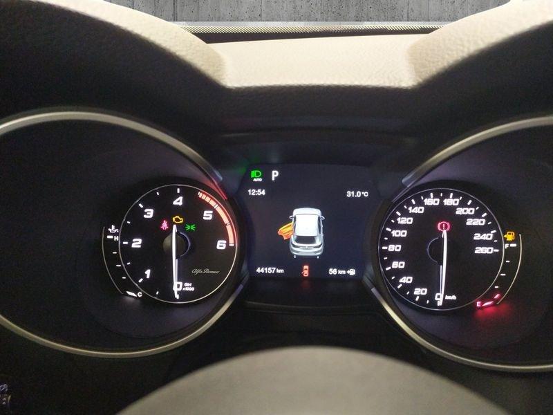 Alfa Romeo Stelvio 2.2 t Executive Q4 190cv auto my19