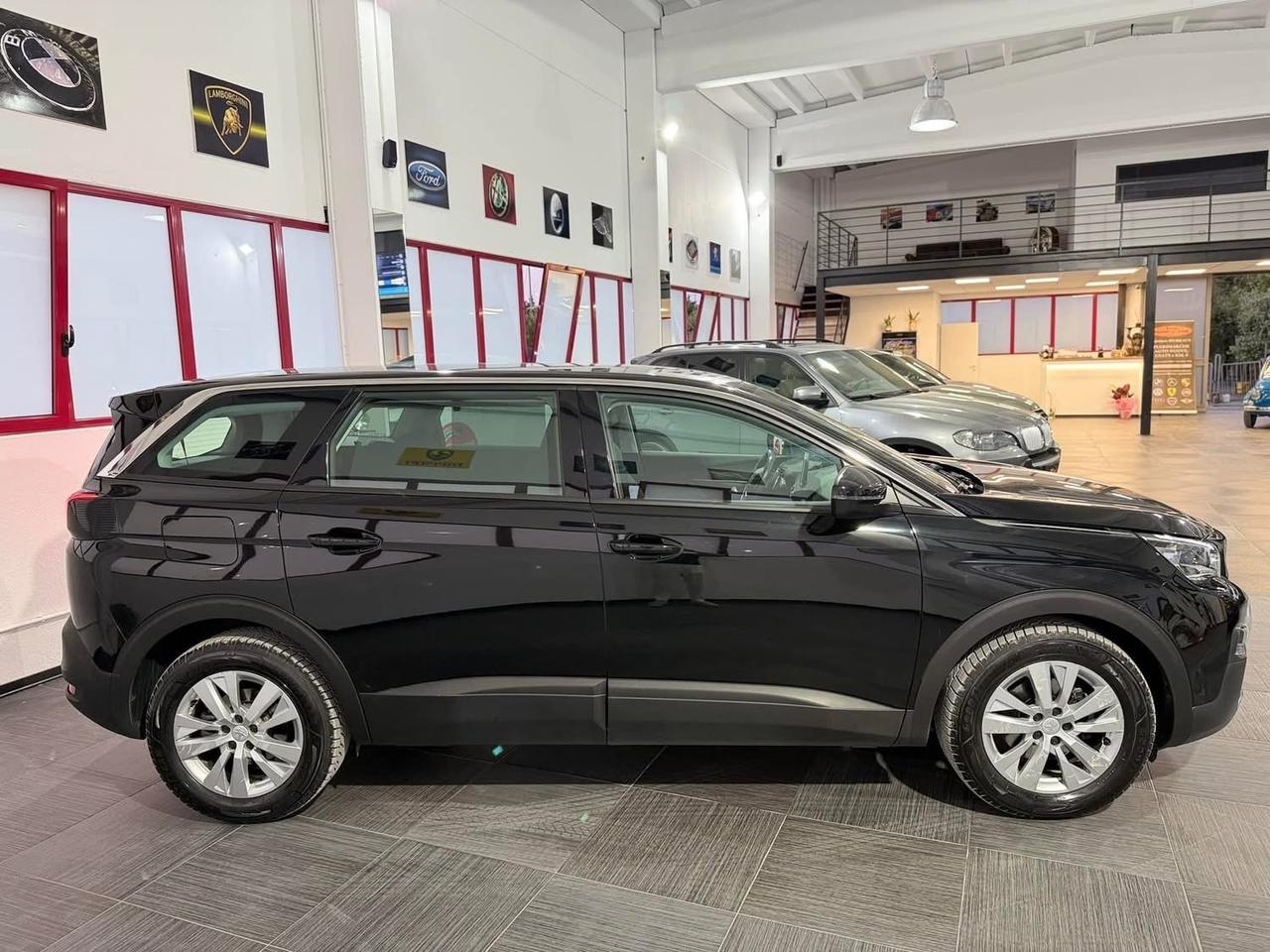 Peugeot 5008 Allure 1.5 BlueHDI 130cv 2021 7Posti