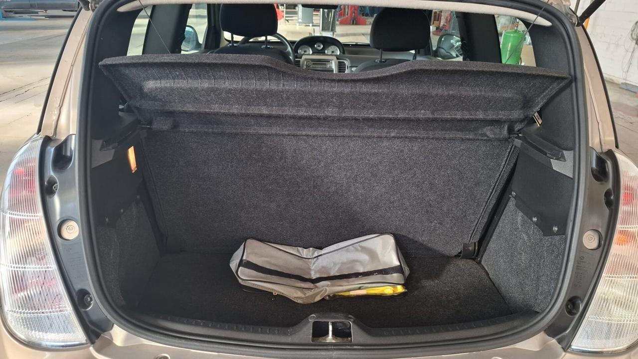 Lancia Ypsilon 1.2 69 CV Elle