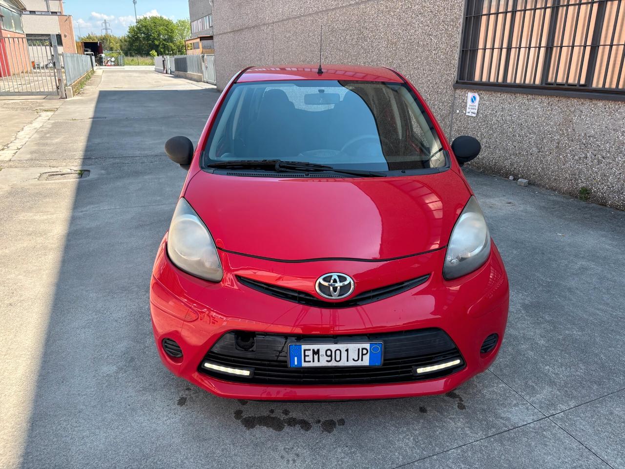 Toyota Aygo 1.0 12V VVT-i 5 porte Lounge Connect