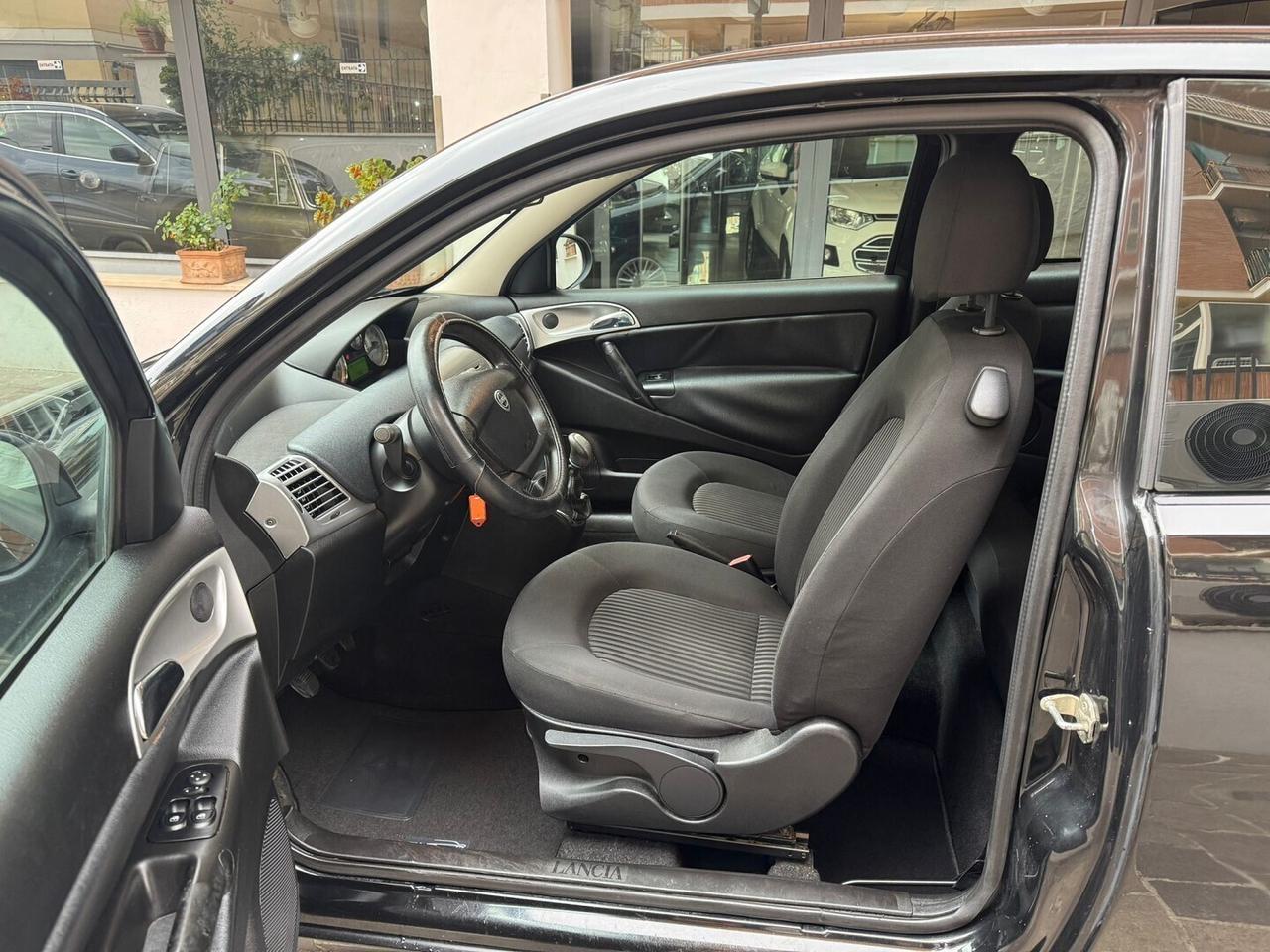 LANCIA Ypsilon 1.2 Argento