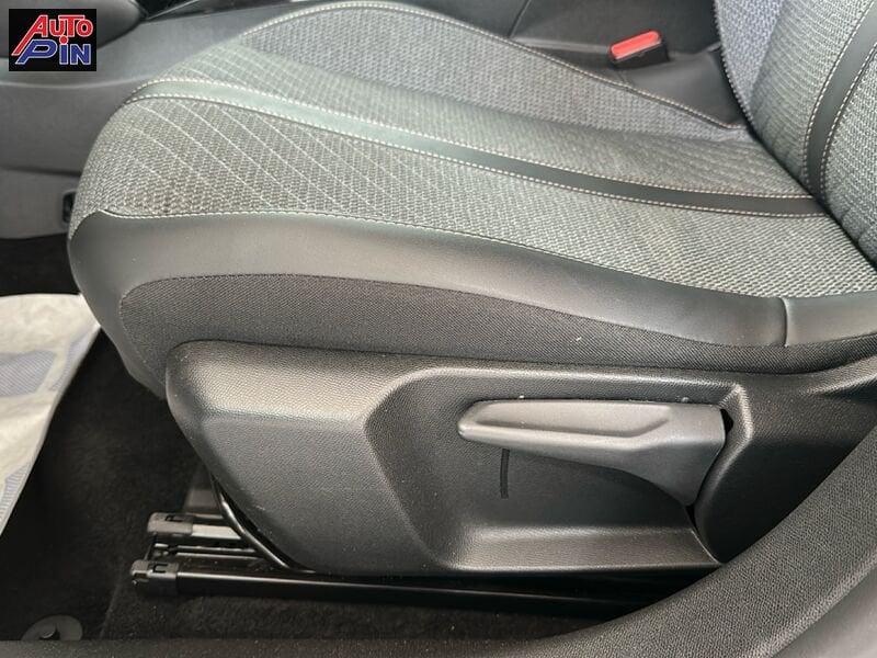 Peugeot 208 Allure Hybrid 110 e-DCS6 auto