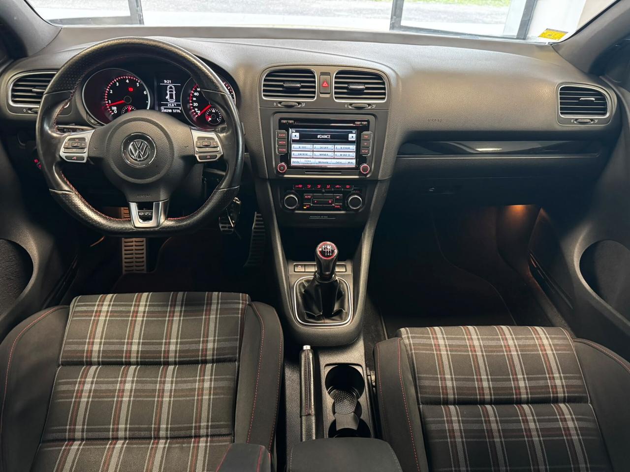 Volkswagen Golf GTI 2.0 TSI 211CV 5p. CAMBIO MANUALE!!!!