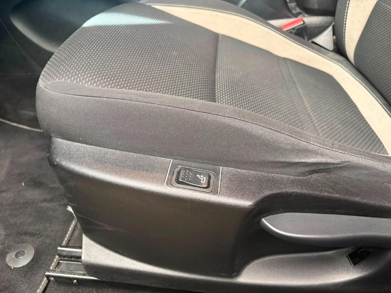 Fiat Tipo 1.6 Mjt S&S DCT SW Lounge