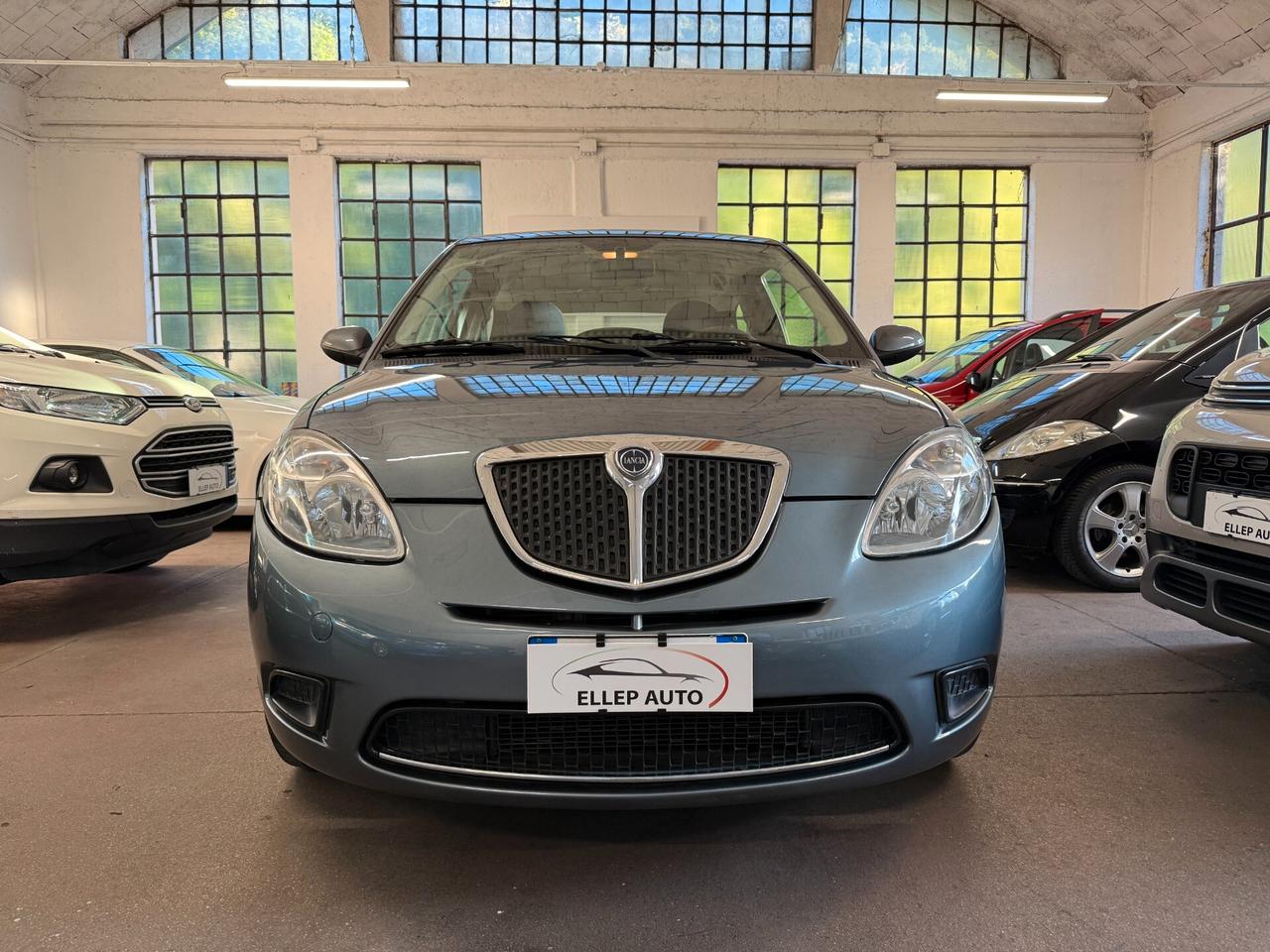Lancia Ypsilon 1.2 Argento