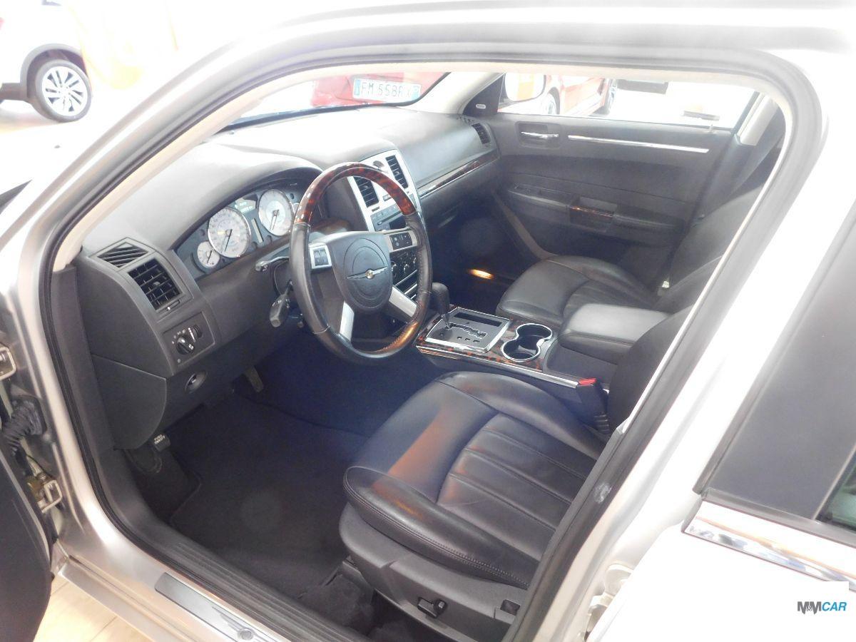 CHRYSLER - 300 - 3.0 V6 CRD DPF Sedan