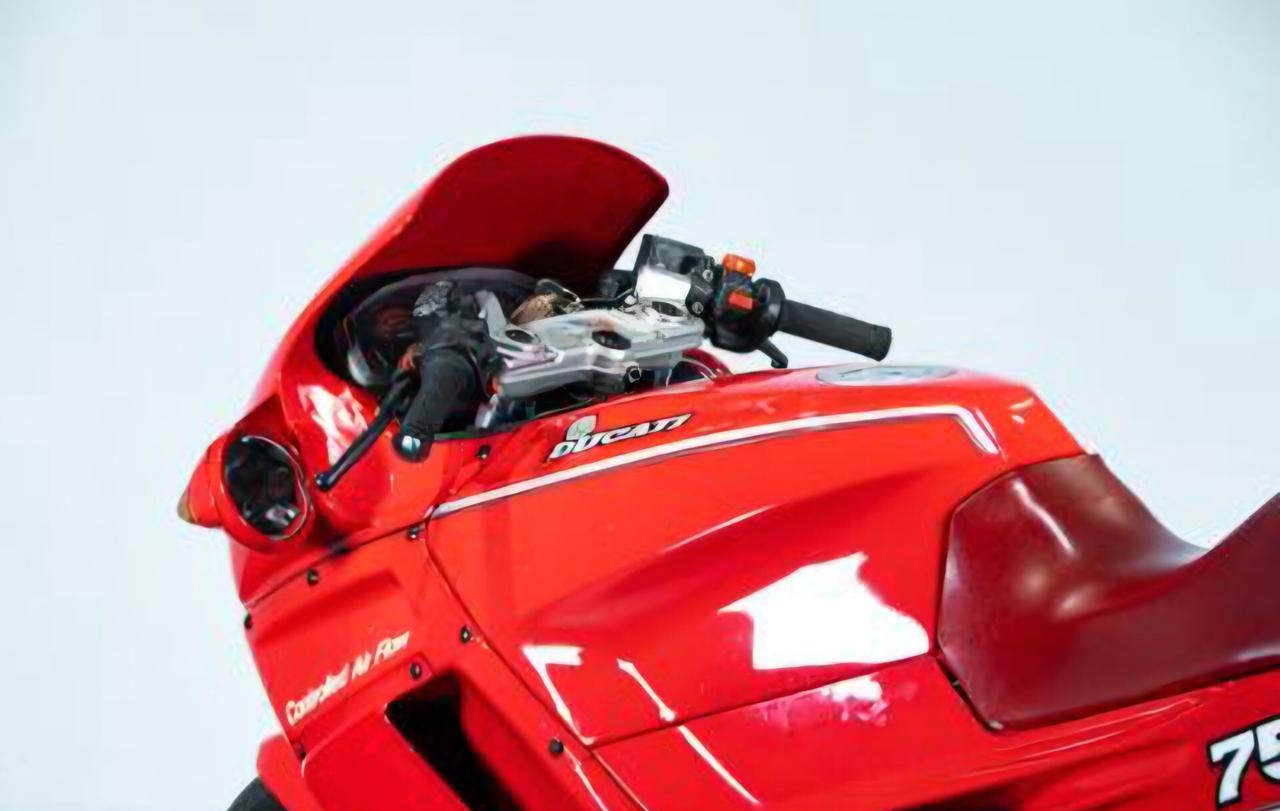 Ducati 750