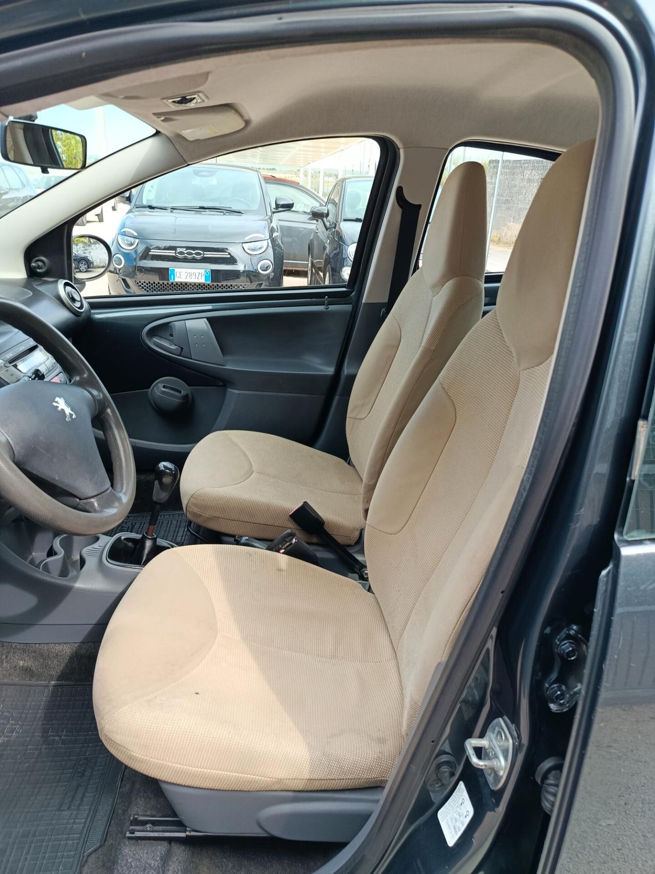 Peugeot 107 1.4 HDi 5p. Sweet Years