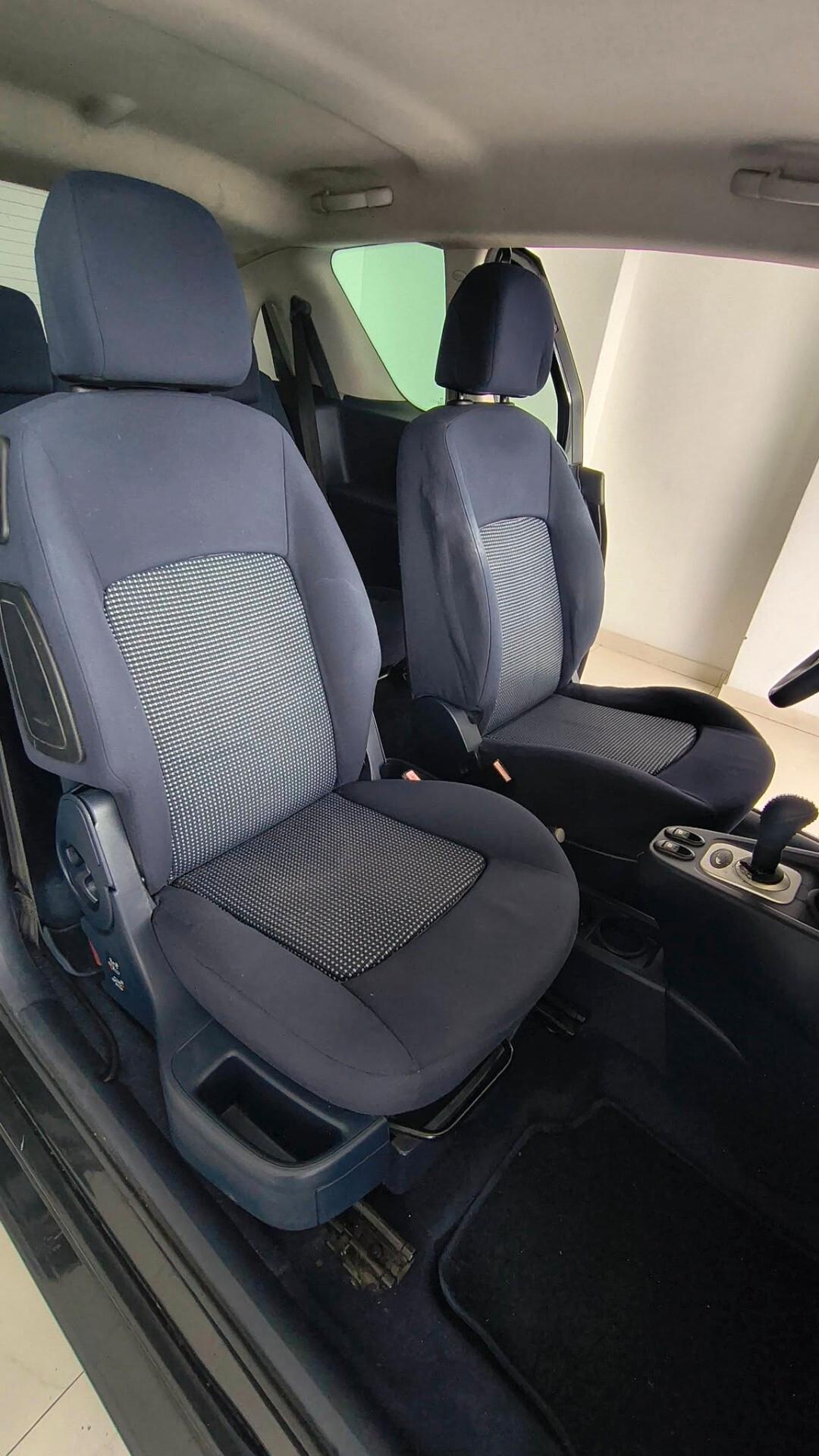 Peugeot 1007 1.4 BENZINA C/A