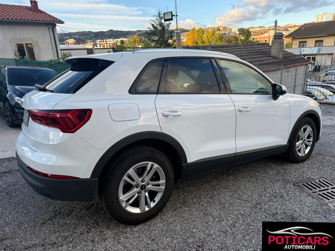 Audi Q3 35 TDI Business