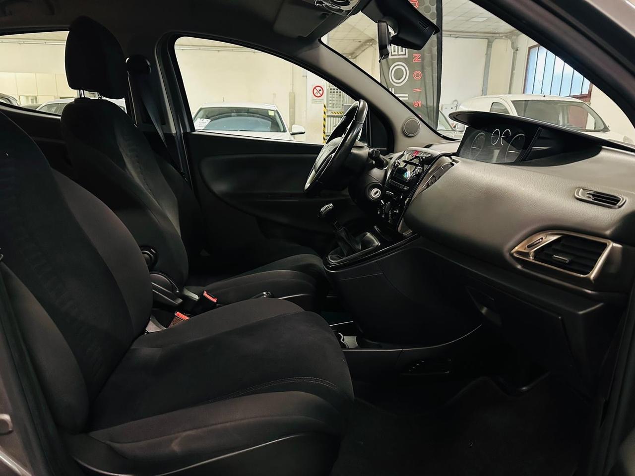 Lancia Ypsilon 1.3 MJT 16V 95 CV 5 porte S&S Gold