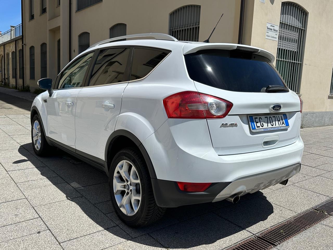 Ford Kuga 2.0 TDCi 163 CV 4WD Titanium DPF