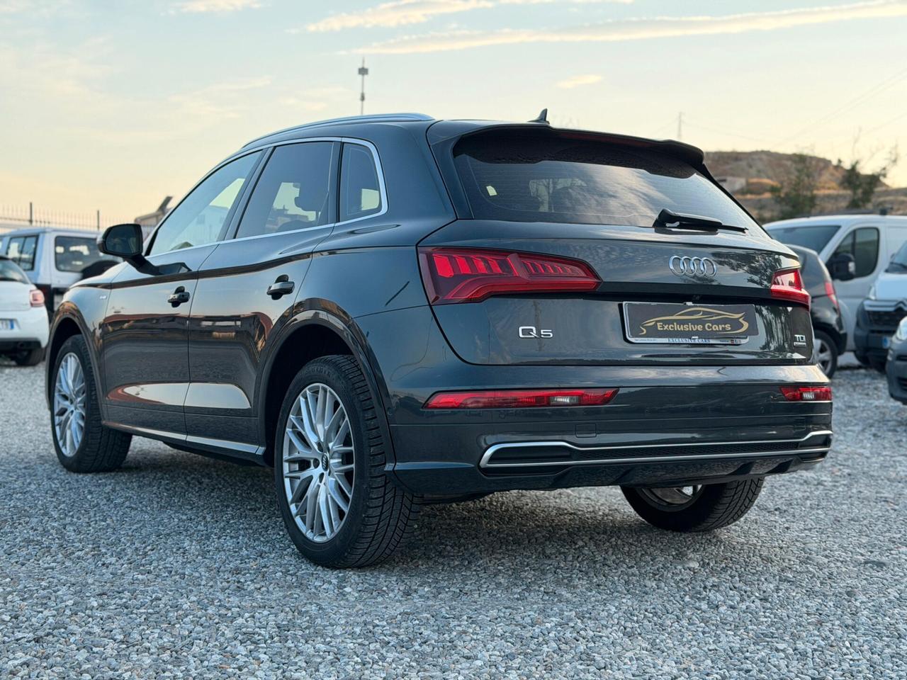 Audi Q5 2.0 TDI 190 CV quattro S tronic Business Sport