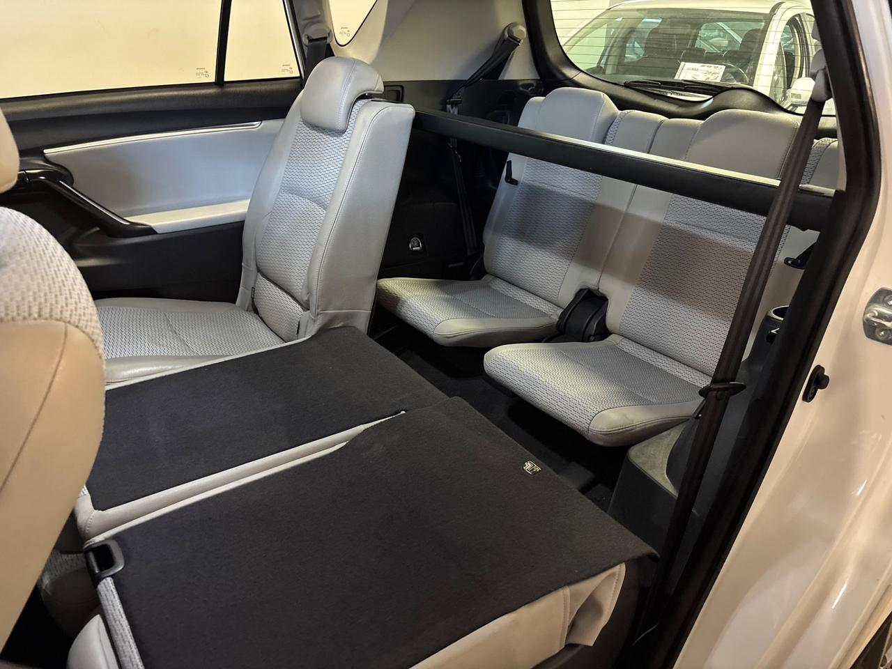 Toyota Verso 1.6 D-4D | 7 POSTI |