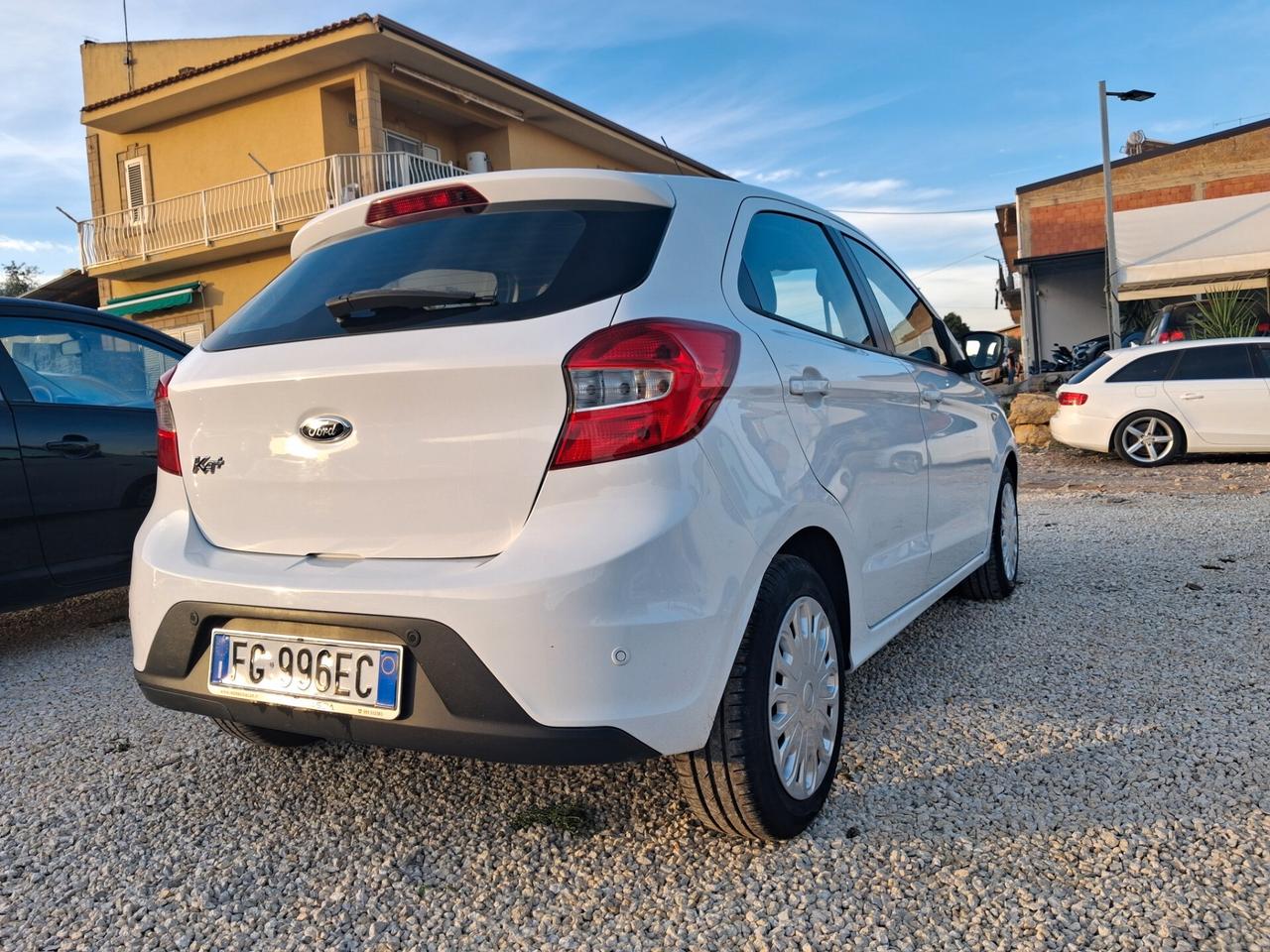 Ford Ka 1.2 Ti-VCT 85 CV Ultimate Color unico proprietario