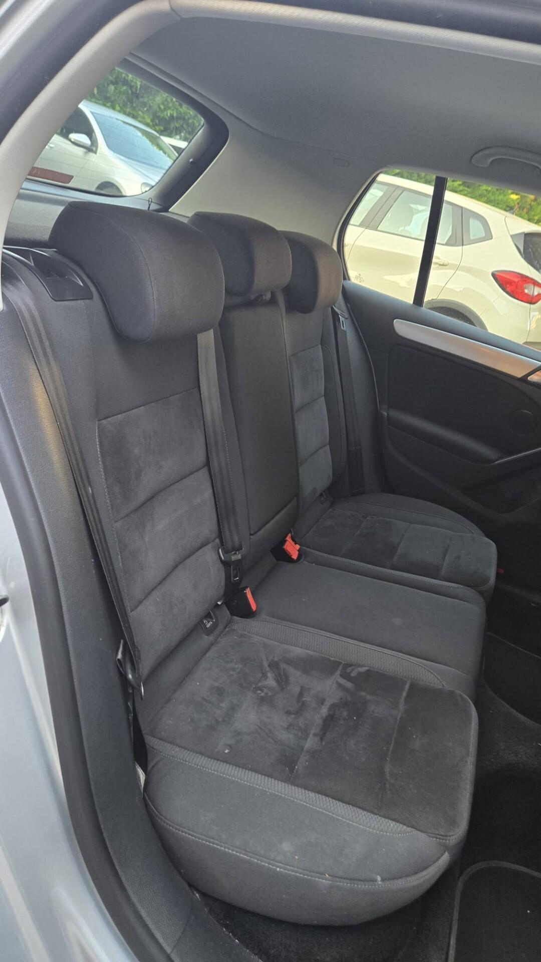Volkswagen Golf Business 1.6 TDI 5p. Highline Neop
