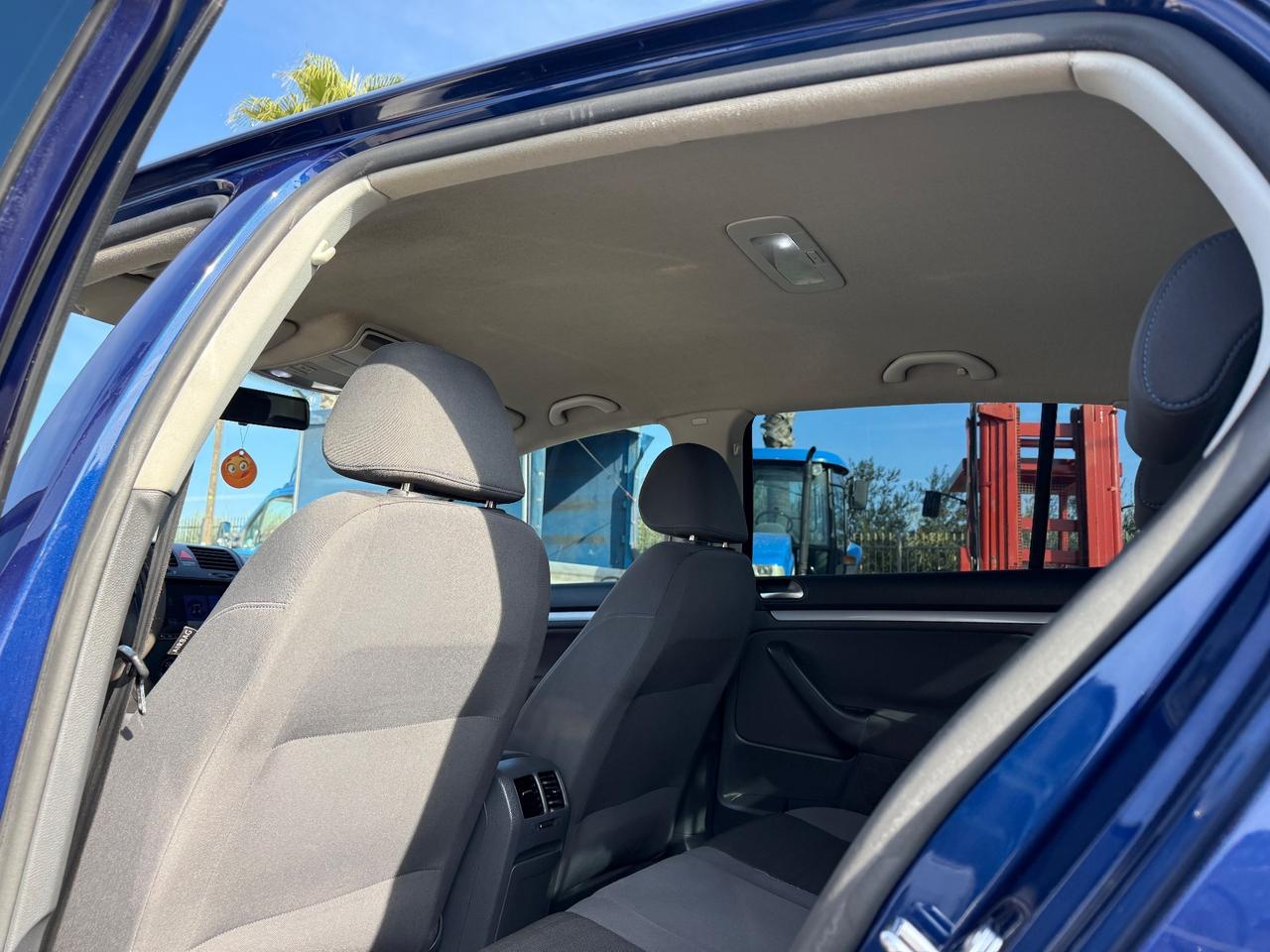 Volkswagen Golf 1.9 TDI DPF 4mot. 5p. GT Sport