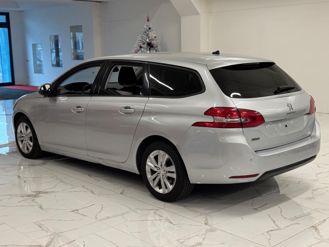 Peugeot 308 BlueHDi 120CV SW