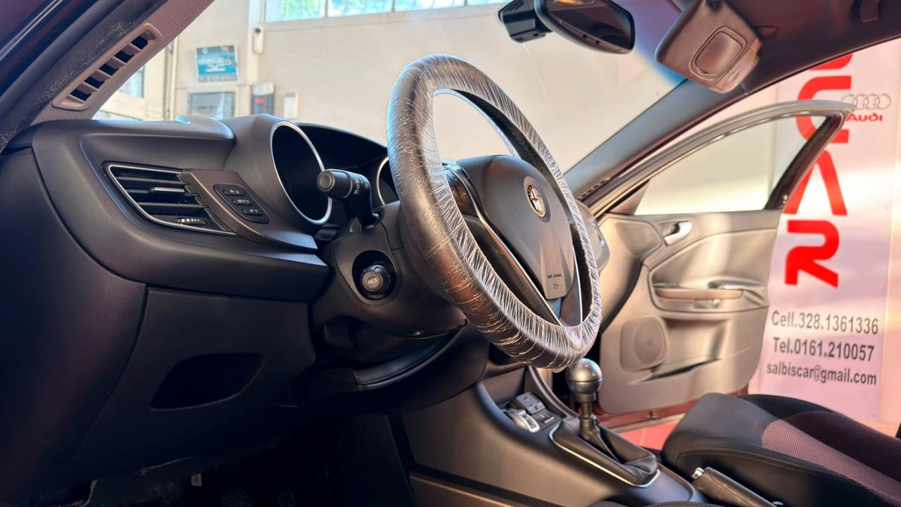 Alfa Romeo Giulietta 1.6 JTDm-2 105 CV Distinctive