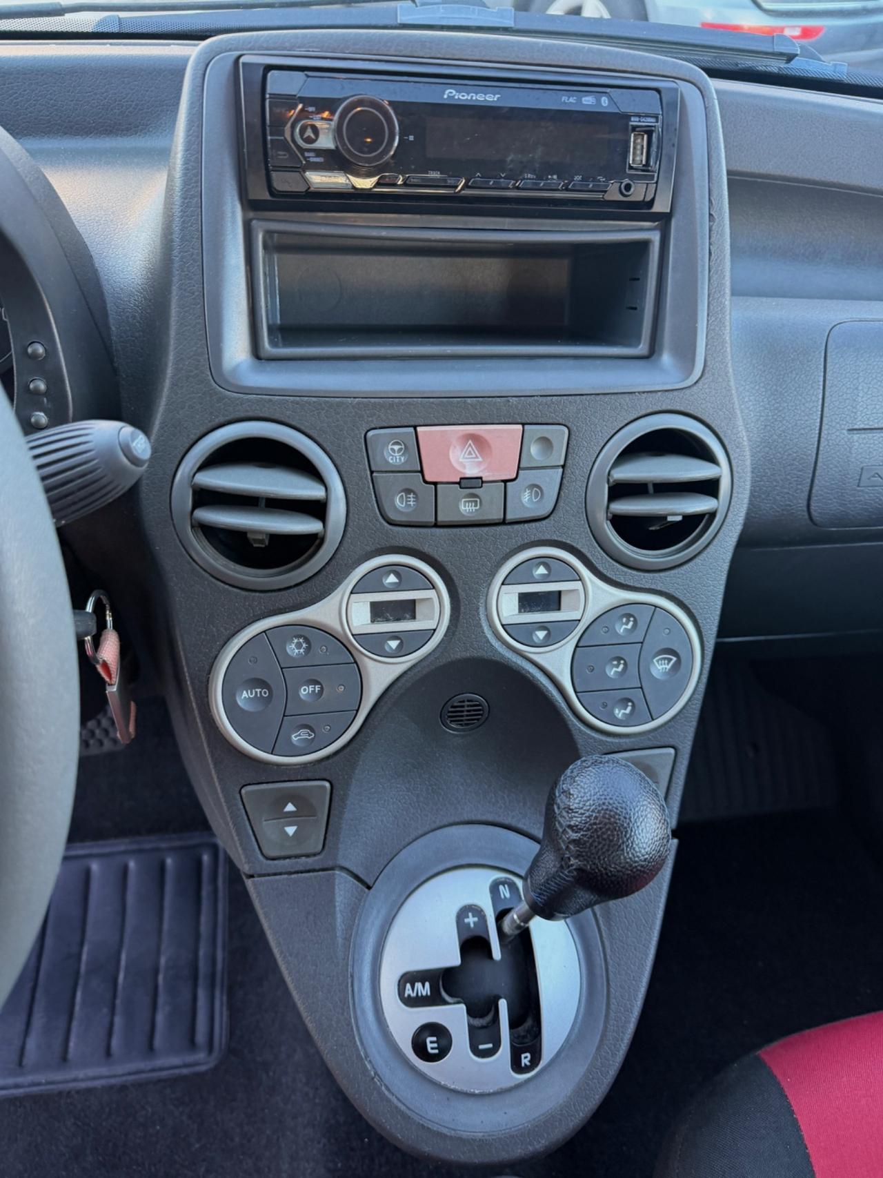 Fiat Panda 1.2 Emotion AUTOMATICA