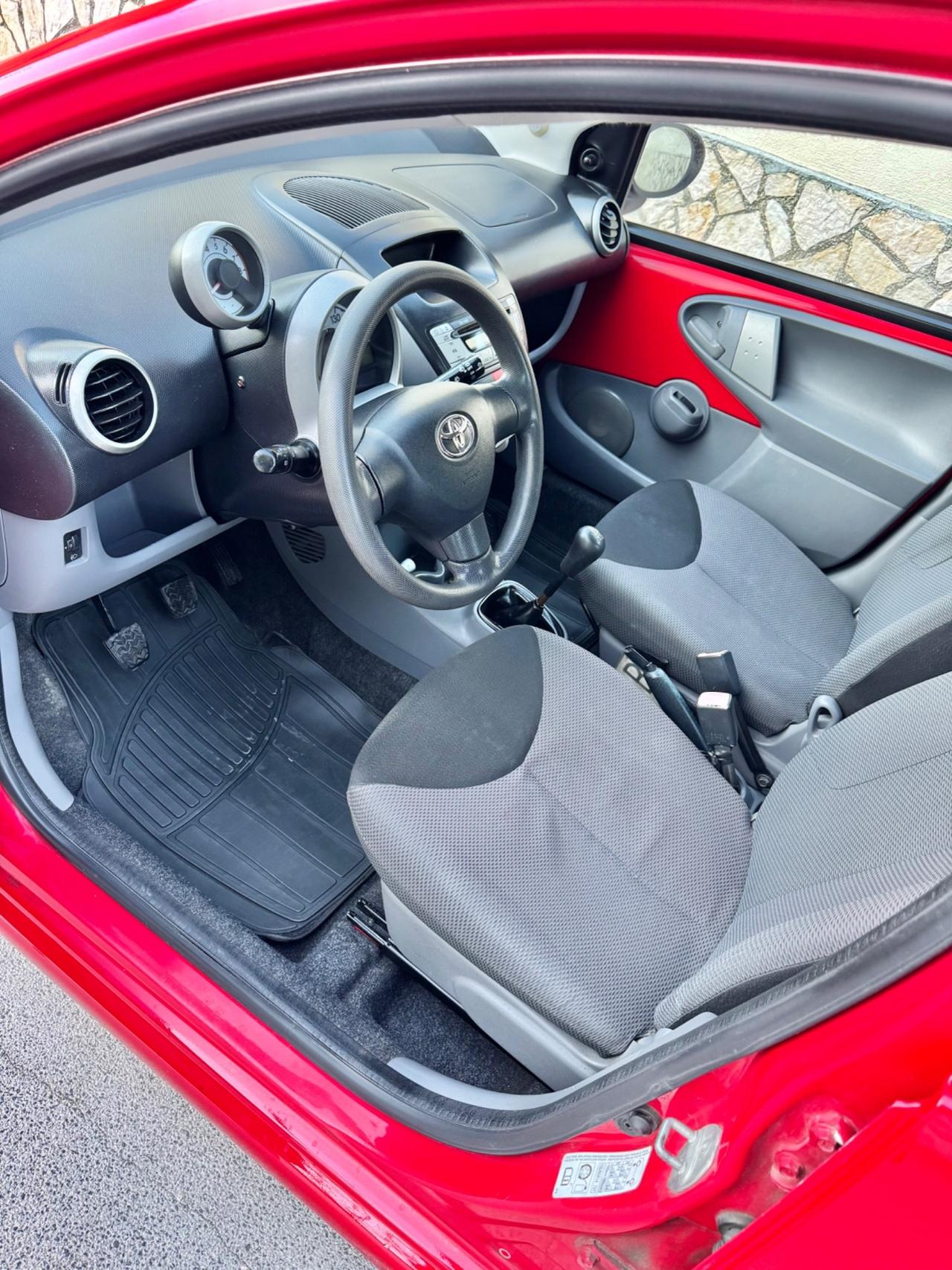 TOYOTA AYGO 1.0 BENZINA 2009