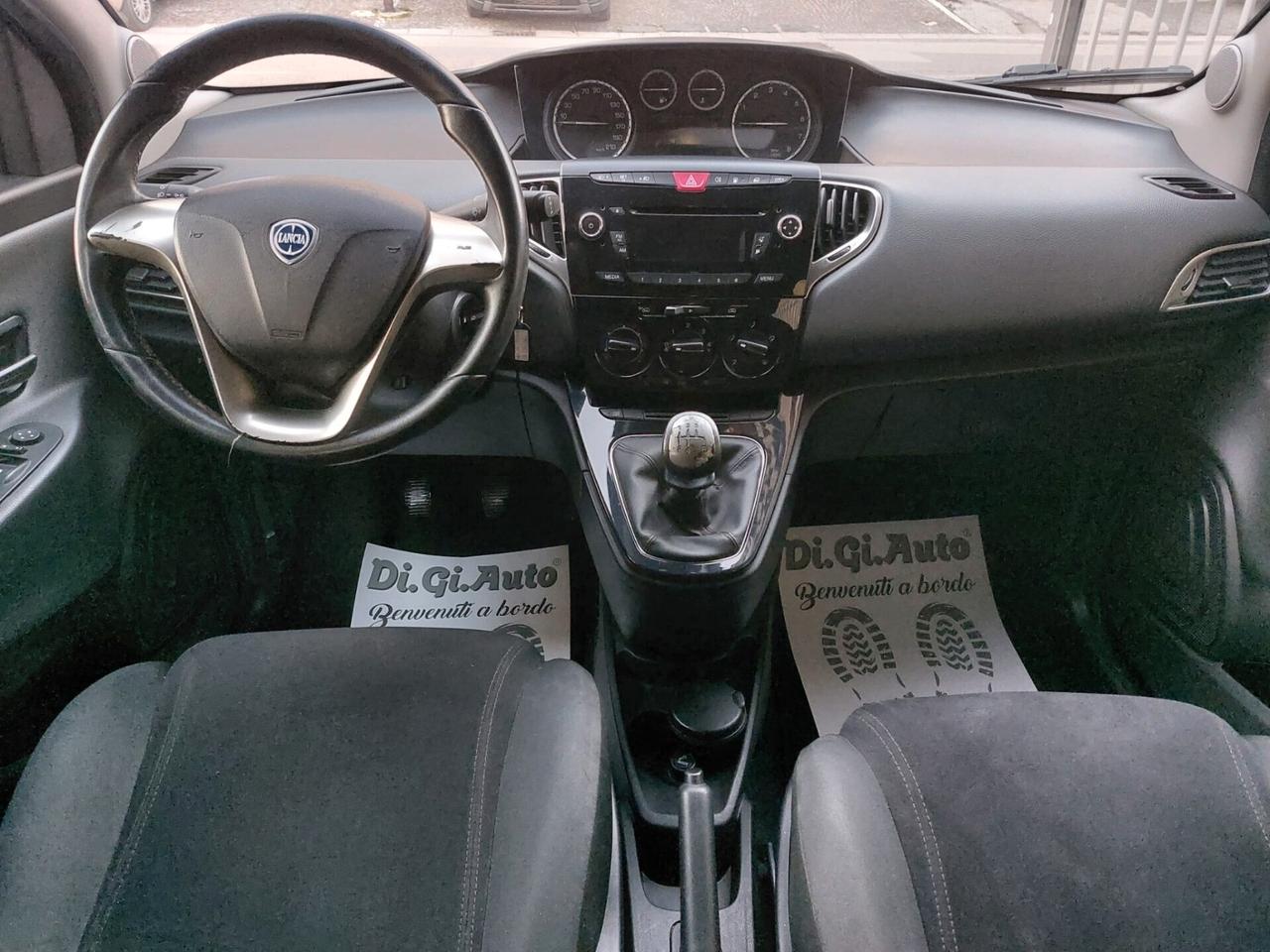 Lancia Ypsilon 1.2 69 CV 5 porte GPL Ecochic Gold