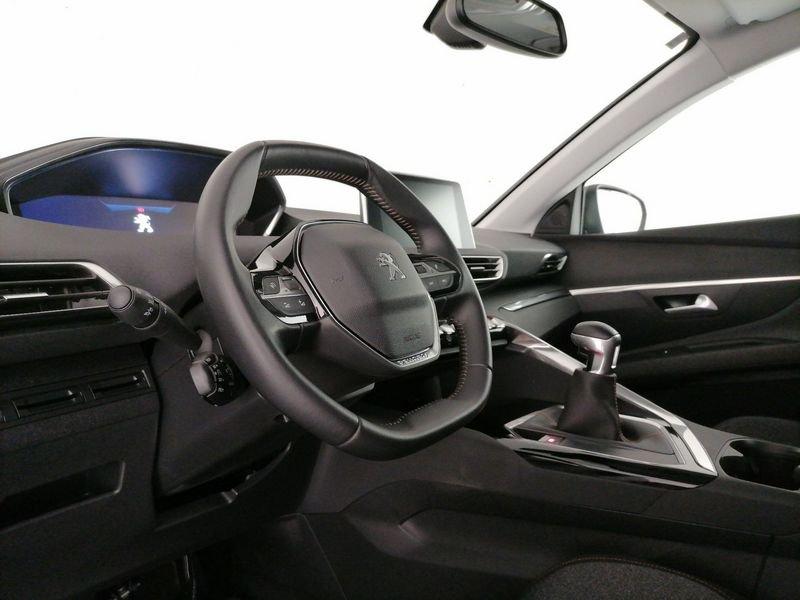 Peugeot 3008 1.2 puretech t Active s&s 130cv my18