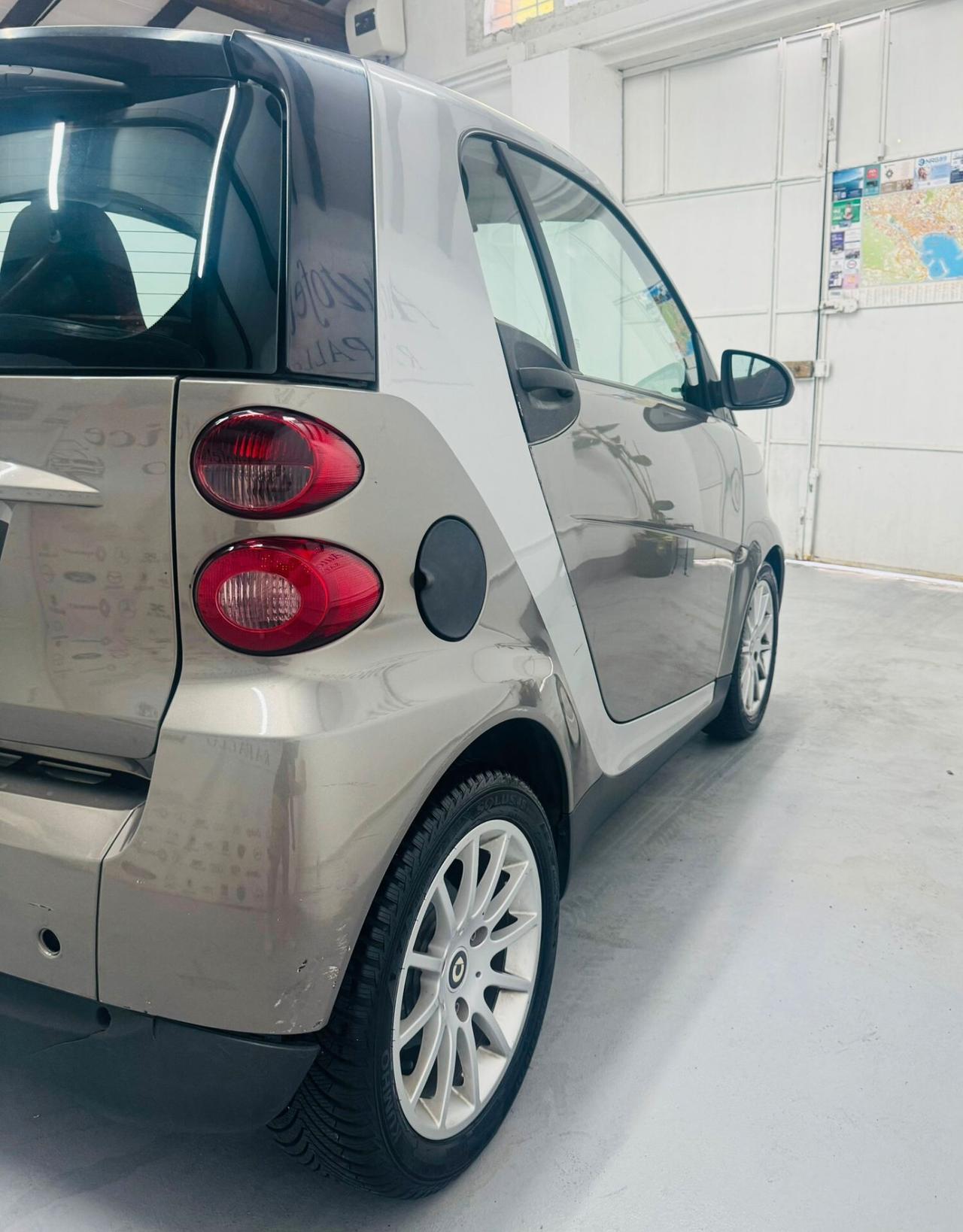 Smart ForTwo 1000 52 kW MHD coupé passion