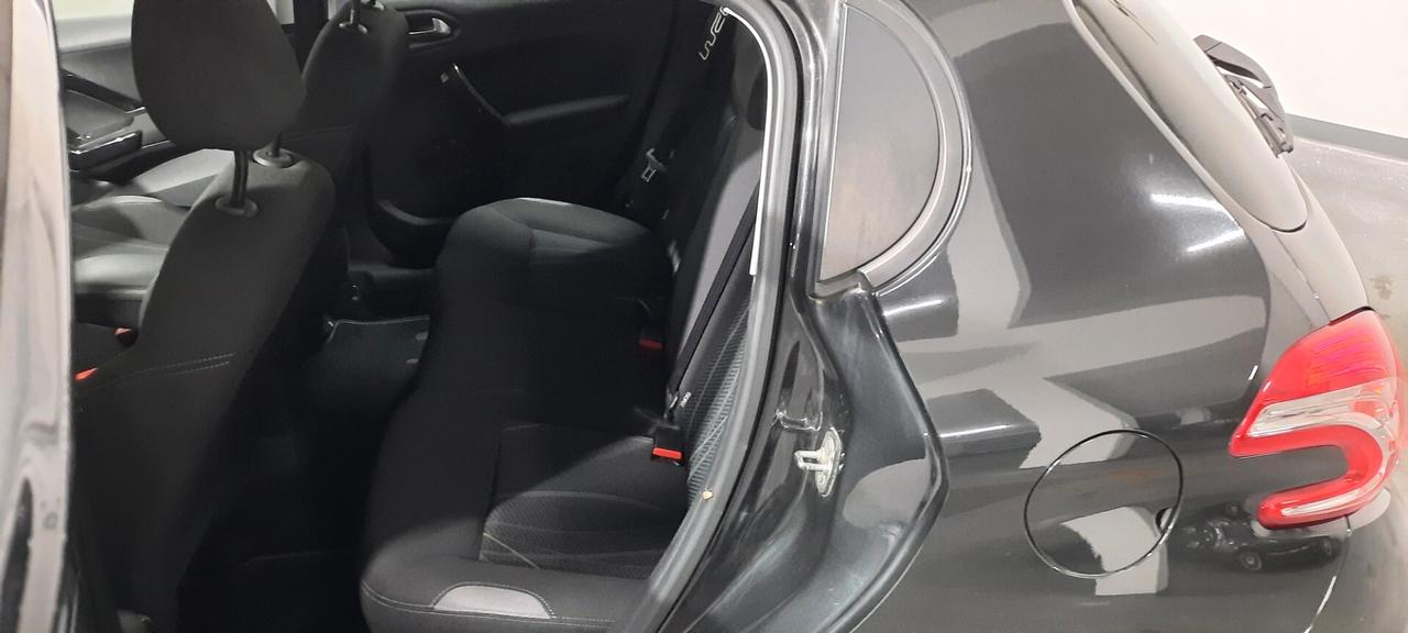 Peugeot 208 1.2 VTi 82 CV 5 porte Active